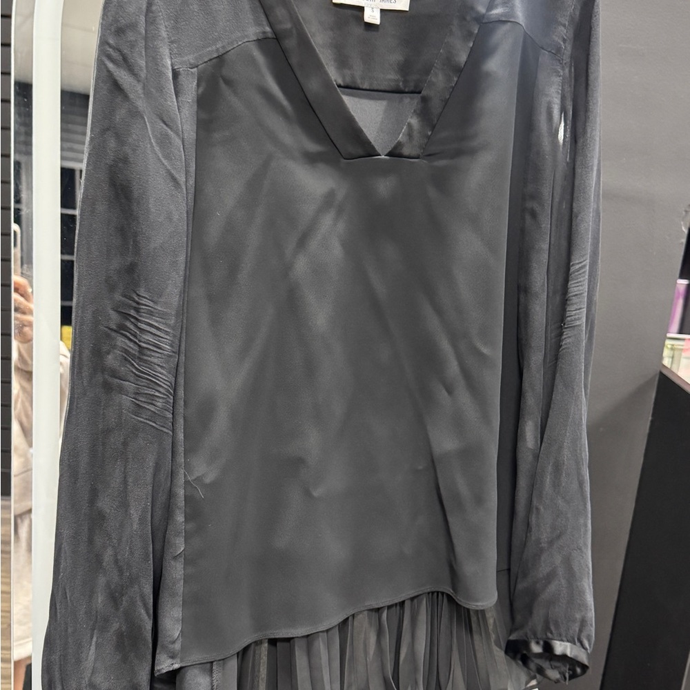 Elizabeth And James Black Sheer Blouse